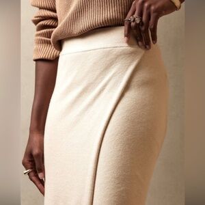 Cream Sweater Skirt New -With Tags